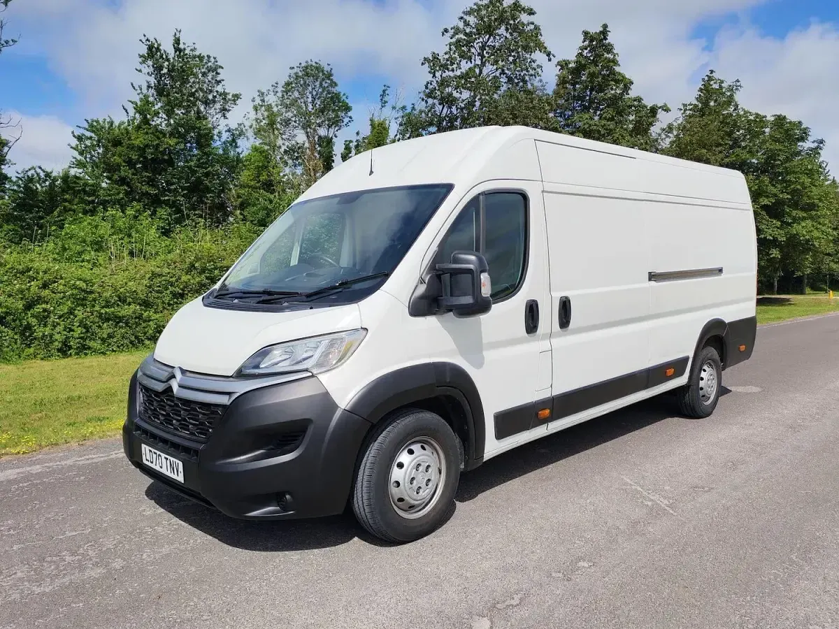 Used Citroën Relay 140 HP (102 kW) 2020 White Van