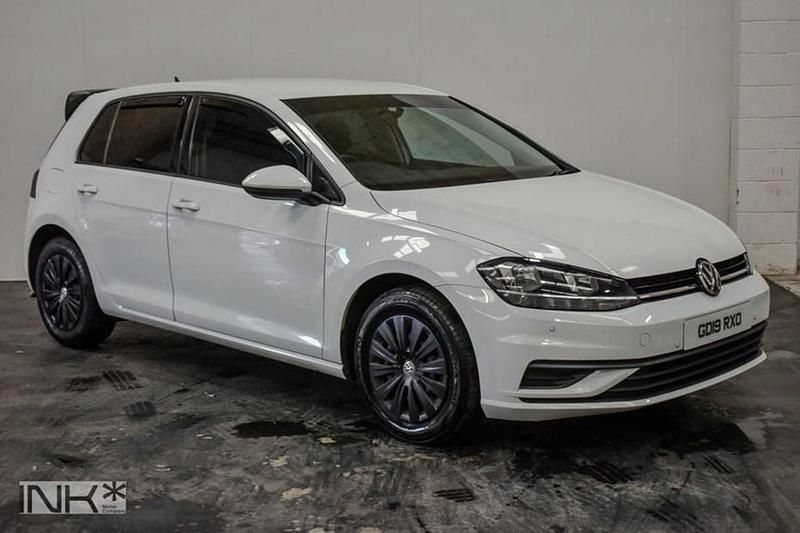 Used VW Golf VII S 85 HP (62 kW) 2019 White Hatchback