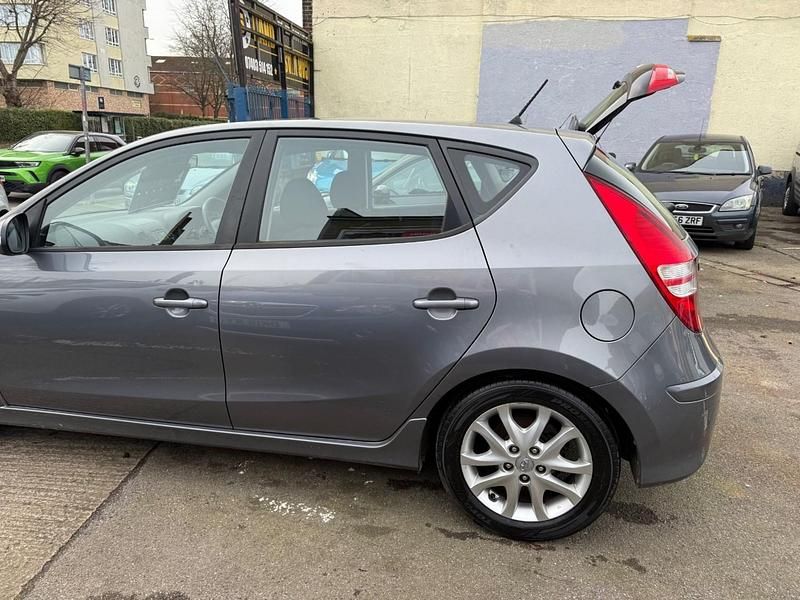 Used Hyundai i30 Comfort 2012 Grey Hatchback