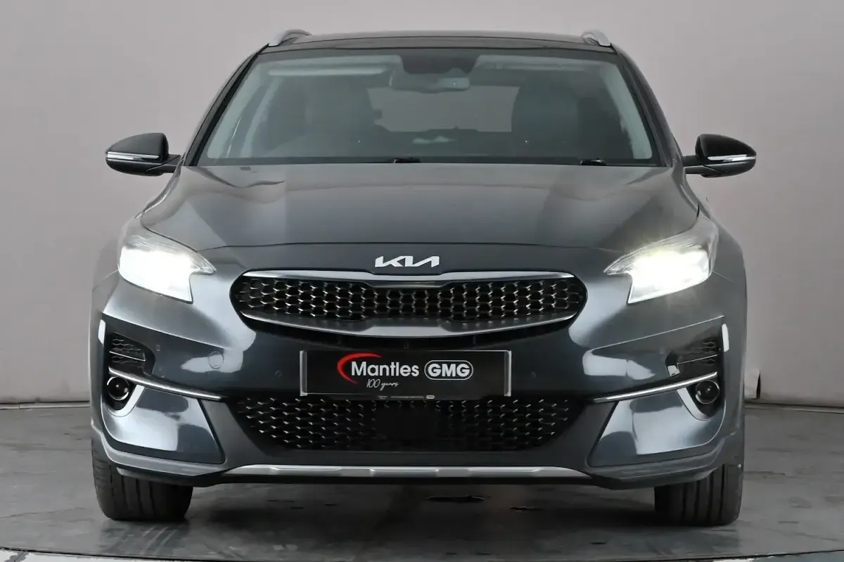 Used Kia XCeed 158 HP (116 kW) 2022 Grey SUV