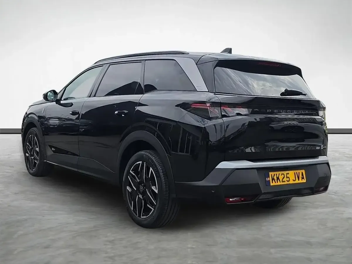 Used Peugeot 5008 GT 143 HP (105 kW) 2025 Black SUV