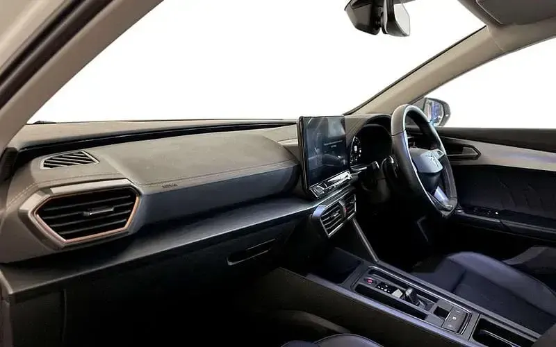 Used Cupra Formentor 204 HP (150 kW) 2023 White SUV