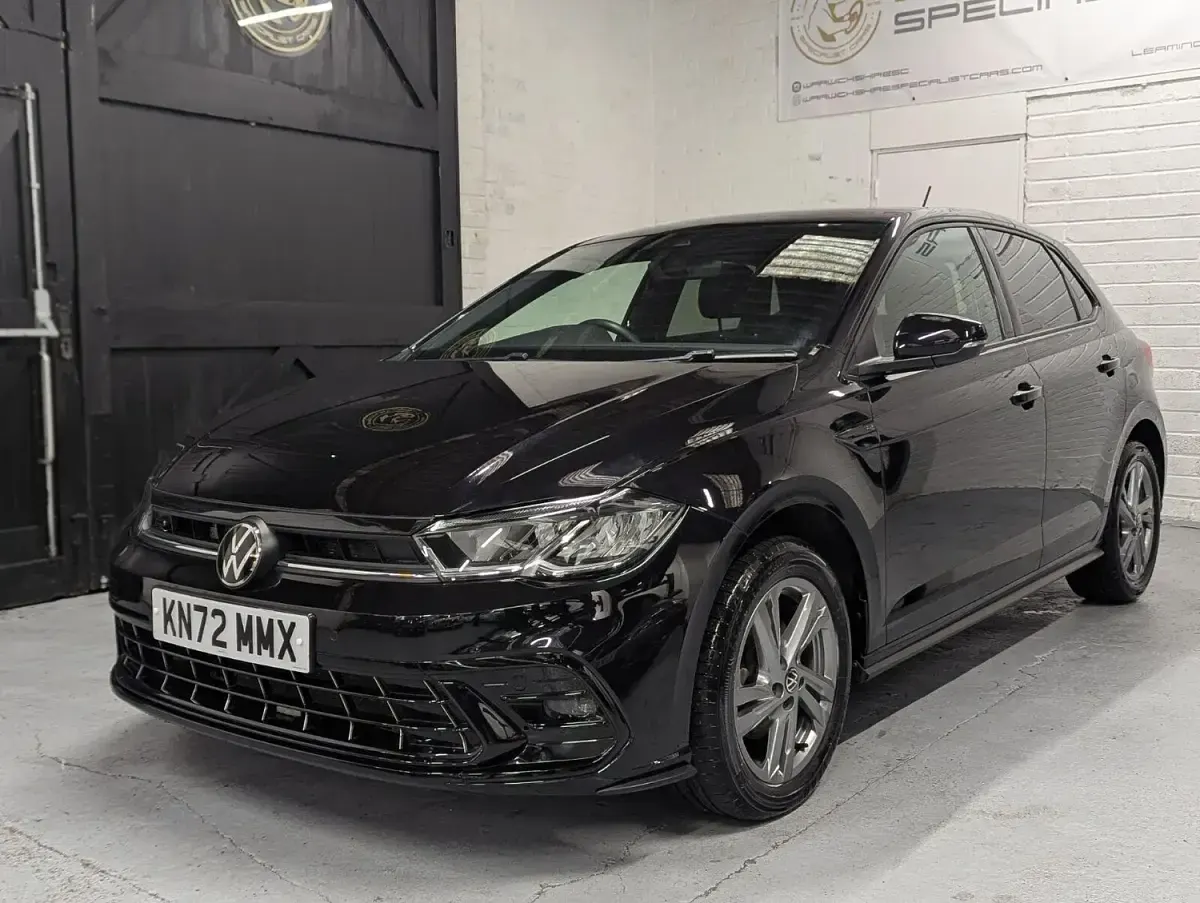 Used VW Polo R-line 80 HP (58 kW) 2022 Black Hatchback