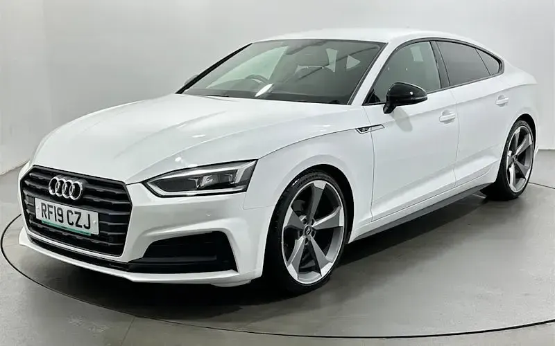 Used Audi A5 Sportback Black Edition 190 HP (139 kW) 2019 White Hatchback