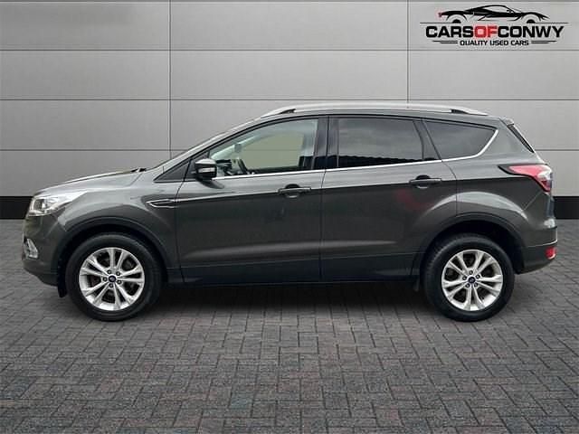 Used Ford Kuga Titanium 120 HP (88 kW) 2017 Grey SUV