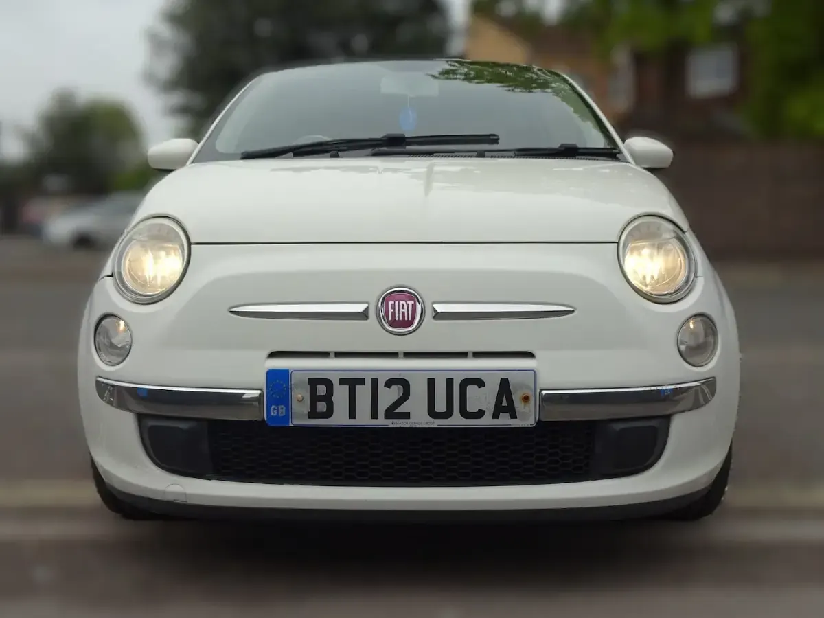 Used Fiat 500 Lounge 69 HP (50 kW) 2012 White Hatchback