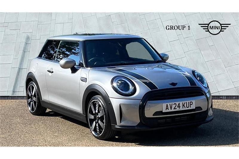 Used Mini Cooper Exclusive 136 HP (100 kW) 2024 Silver Hatchback