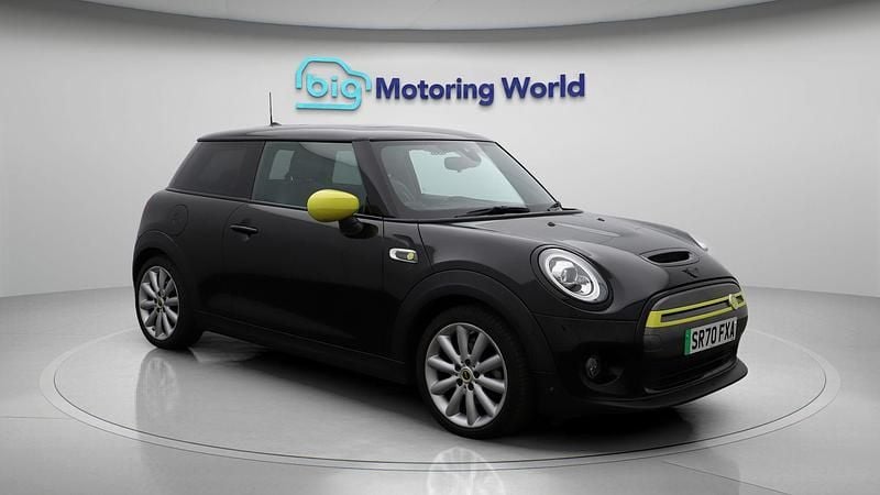 Used Mini Cooper SE Hatch 133 kW (181 HP) 2020 Hatchback