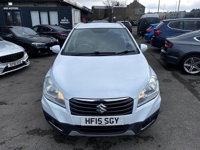 Used Suzuki SX4 SZ-T 118 HP (86 kW) 2015 White Hatchback