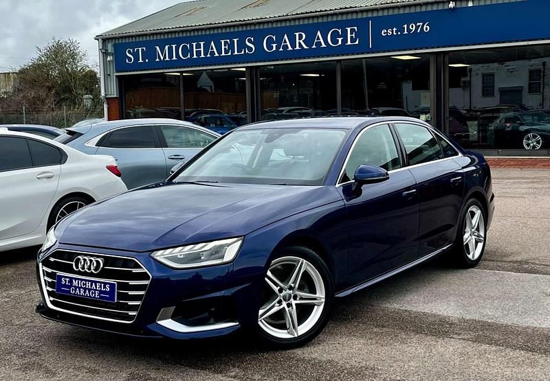 Used Audi A4 Sport 150 HP (110 kW) 2020 Blue Sedan