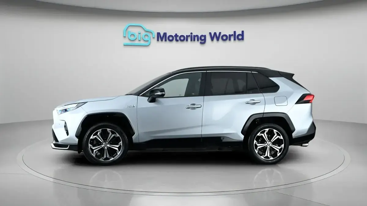 Used Toyota RAV4 306 HP (225 kW) 2022 Silver SUV