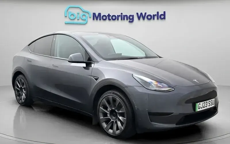 Używany Tesla Model Y RWD 250 kW (340 KM) 2023 SUV