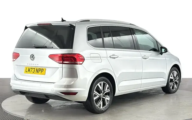 Used VW Touran SEL 150 HP (110 kW) 2025 MPV