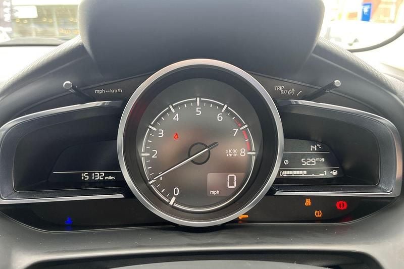 Used Mazda 2 Inclusive 90 HP (66 kW) 2020 Red Hatchback