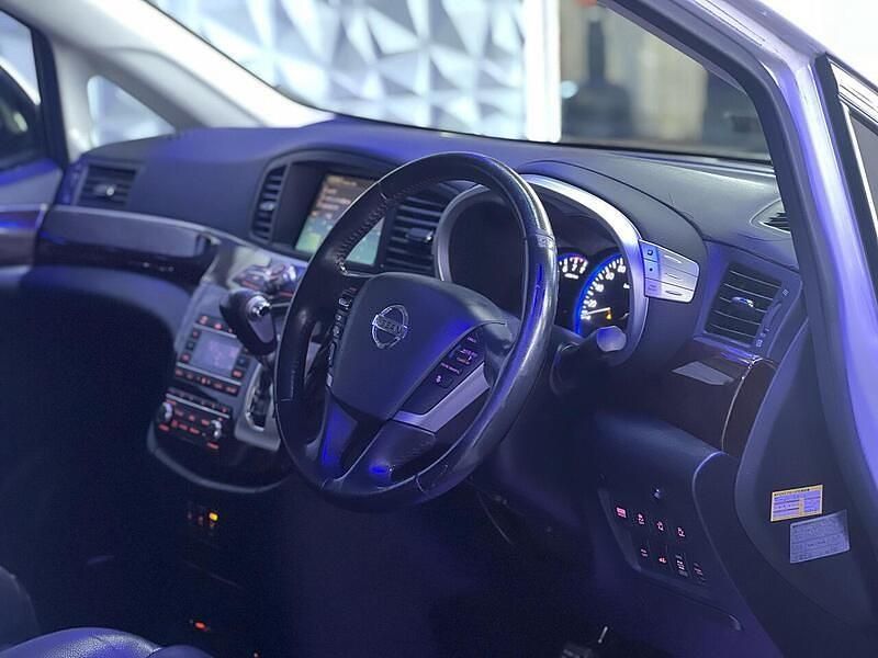 Used Nissan Elgrand 2025 White MPV