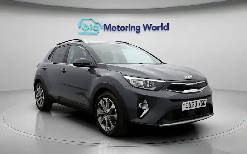 Used Kia Stonic 101 HP (74 kW) 2023 Grey SUV