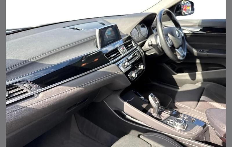 Usado BMW X2 Sport Line 187 CV (137 kW) 2018 Gris SUV