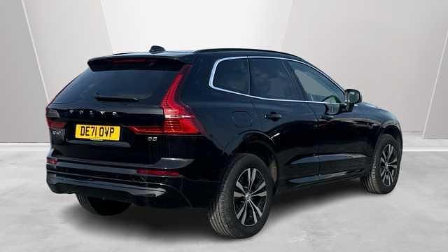 Used Volvo XC60 Momentum 247 HP (181 kW) 2022 SUV