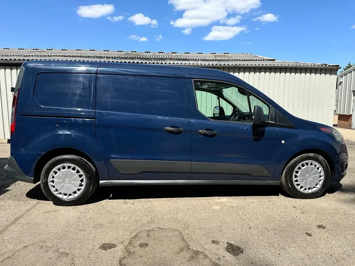 Used Ford Transit Connect Trend 2017 Blue MPV