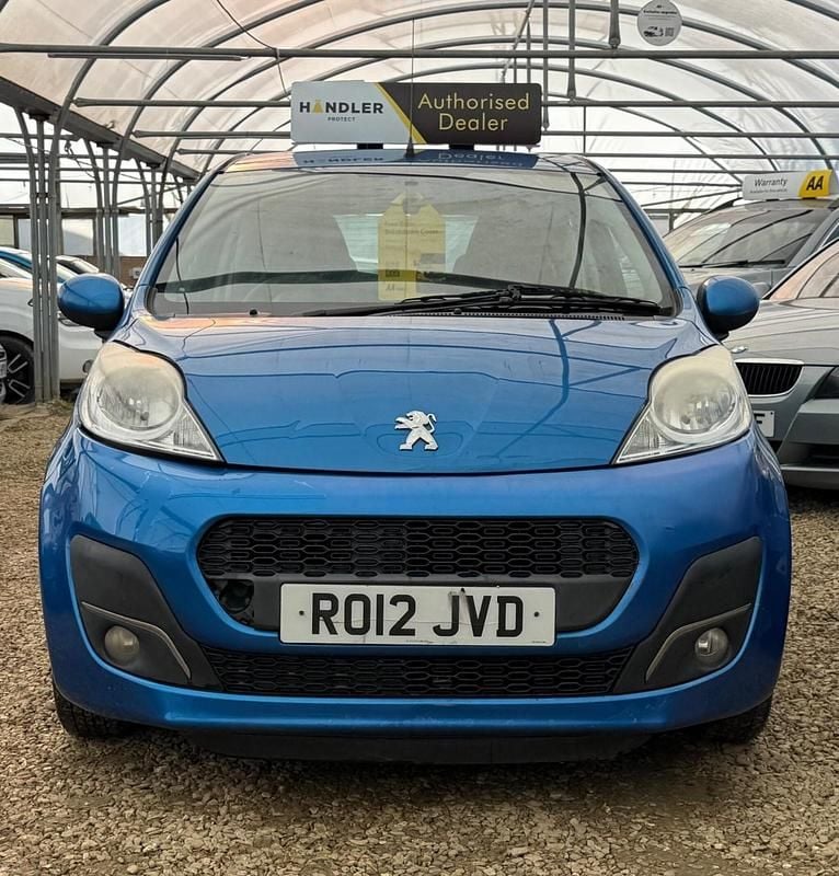 Used Peugeot 107 Active 68 HP (50 kW) 2012 Blue Hatchback