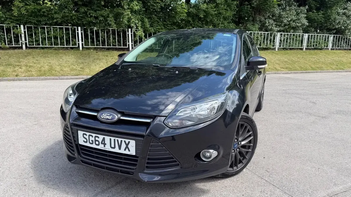 Used Ford Focus Zetec 115 HP (84 kW) 2014 Black Hatchback