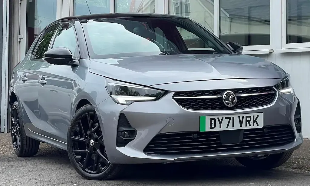 Usado Vauxhall Corsa-e SRi 100 kW (136 HP) 2021 Cinzento Citadino