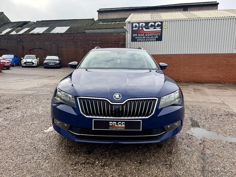 Used Skoda Superb SE Technology 150 HP (110 kW) 2017 Blue Estate