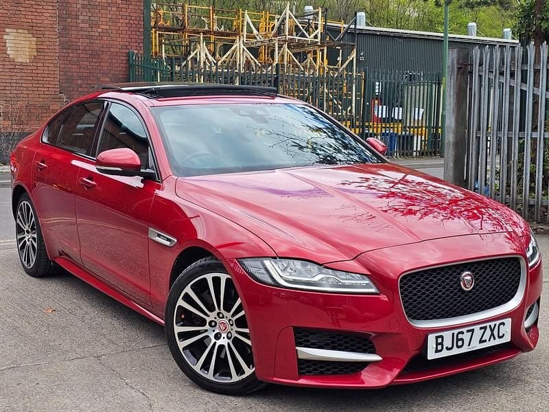 Second-hand Jaguar XF R-Sport 2017 Roșu Berlinǎ