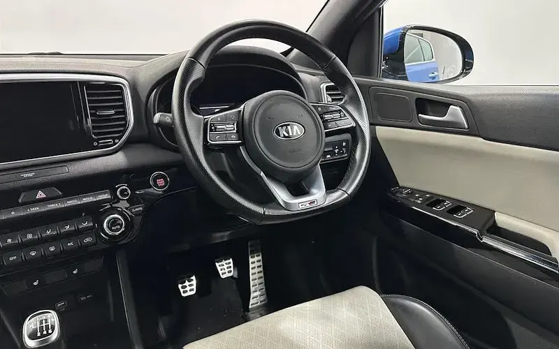 Used Kia Sportage GT-Line 177 HP (130 kW) 2021 Blue SUV