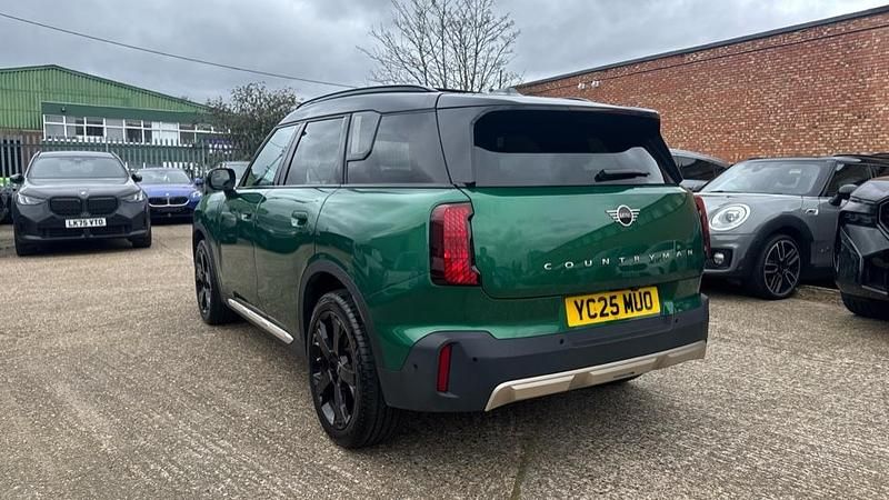 Used Mini Countryman 168 HP (123 kW) 2025 Green SUV