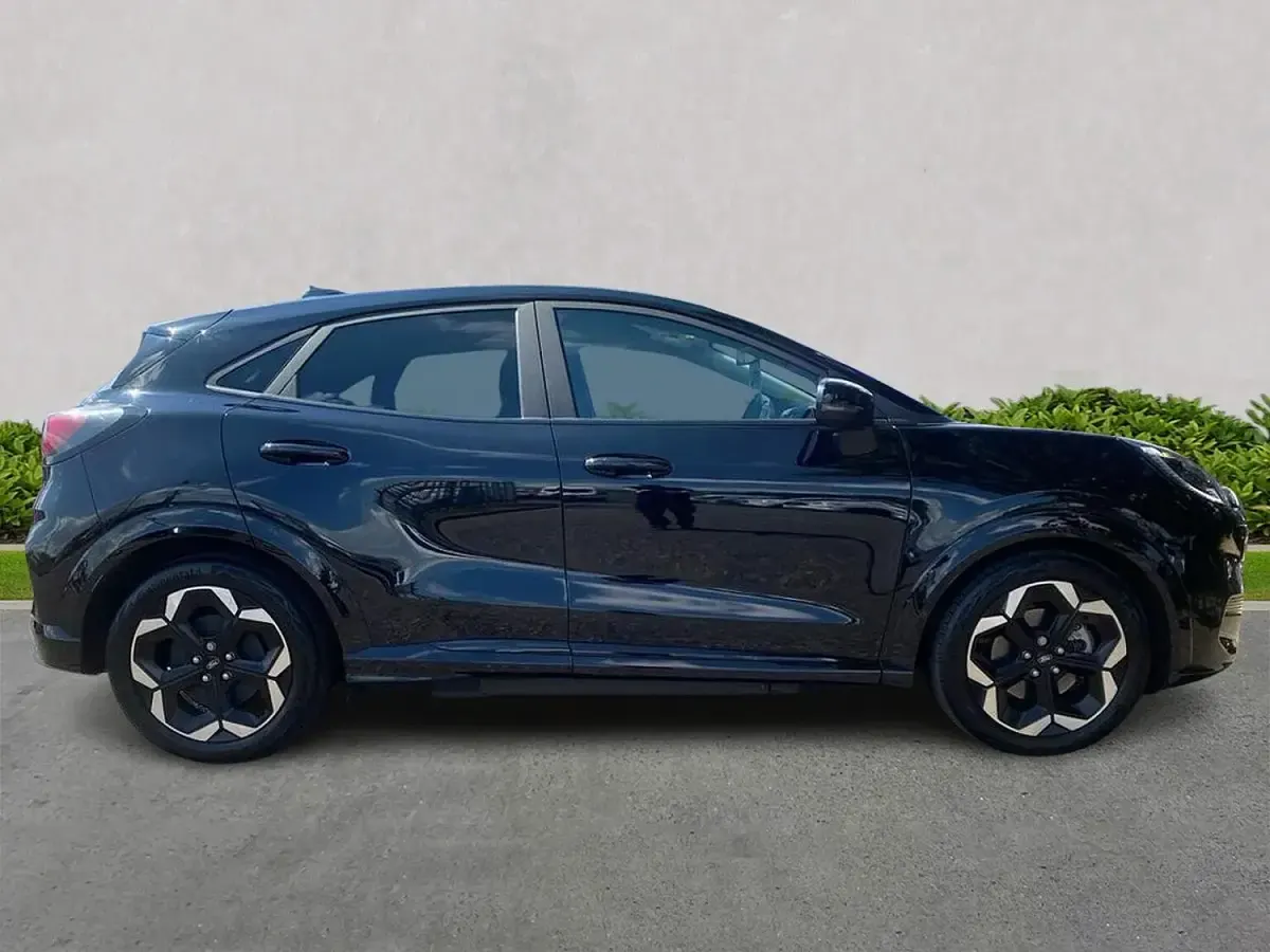 Used Ford Puma Gen-E Premium 123 kW (168 HP) 2025 Black SUV