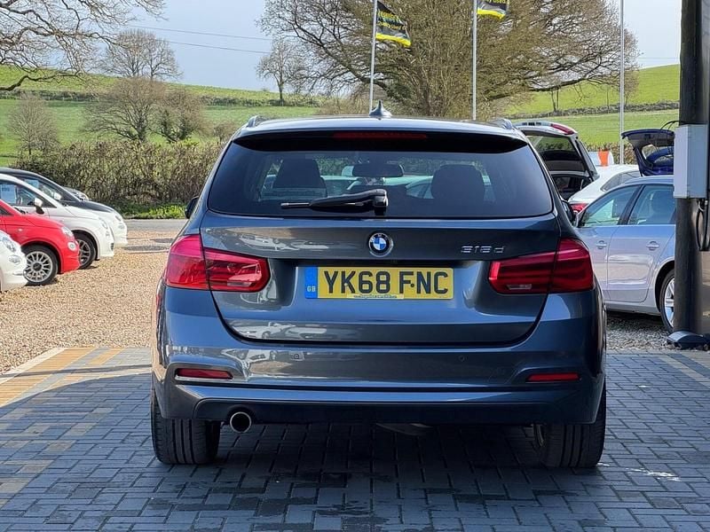 Used BMW 318 2018 Grey Estate