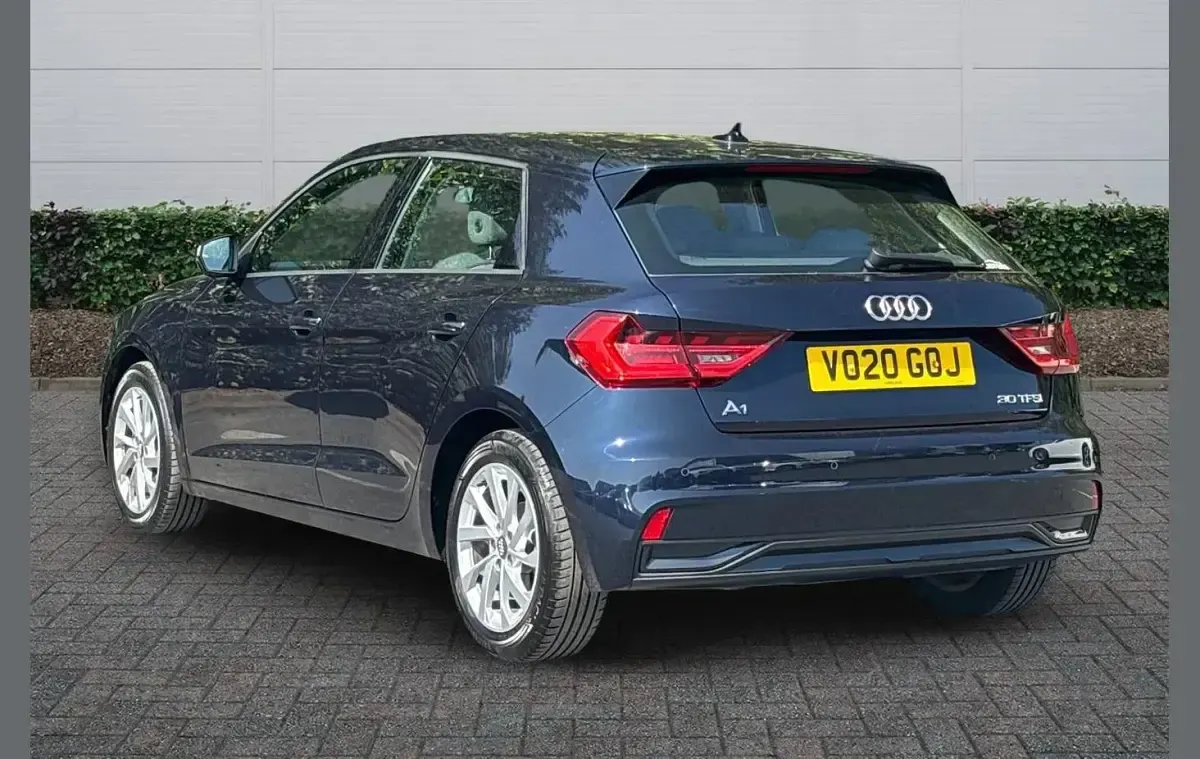 Used Audi A1 Sport 113 HP (83 kW) 2020 Blue SUV