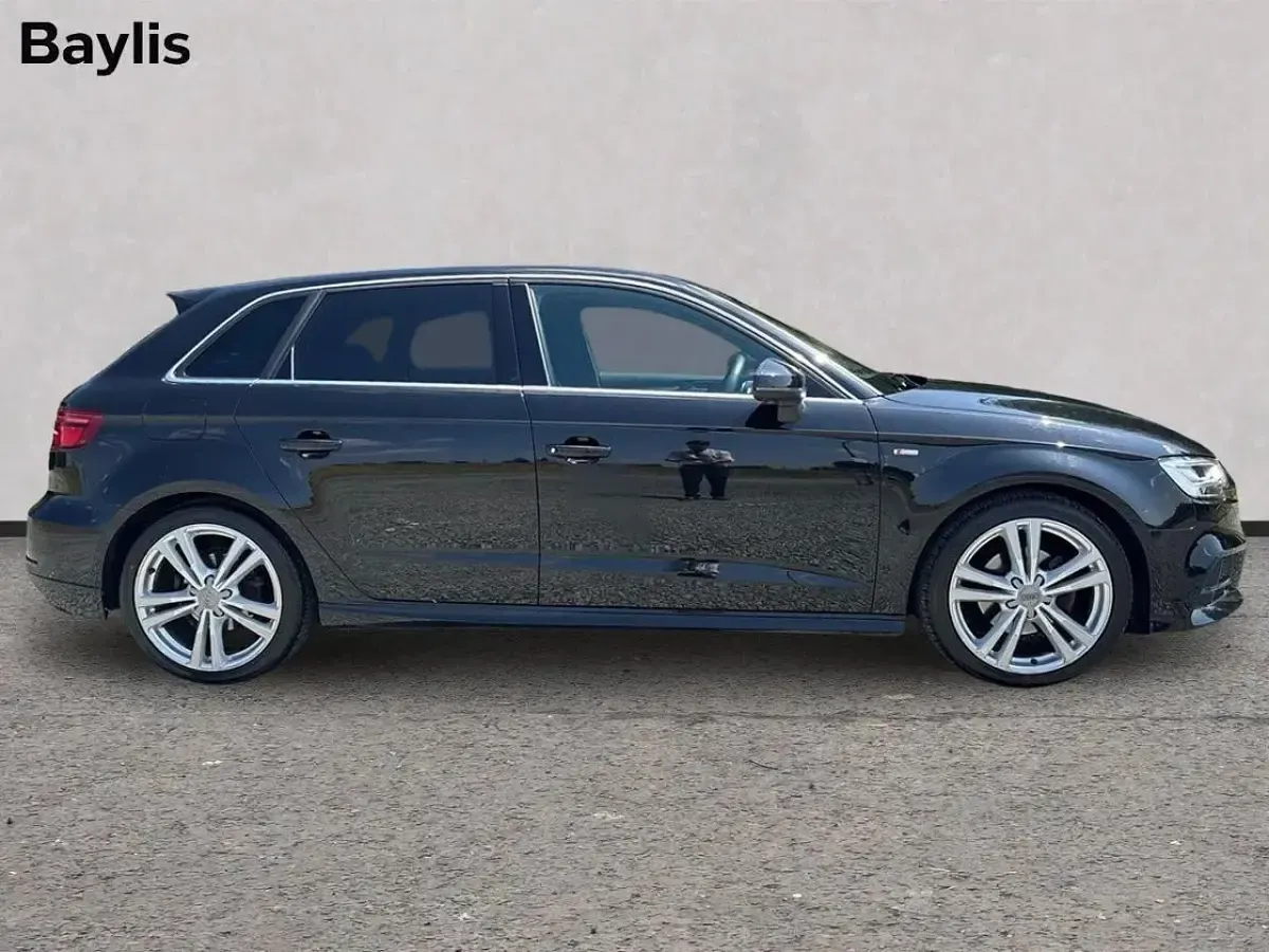 Used Audi A3 Sportback S-Line 148 HP (108 kW) 2019 Black Hatchback