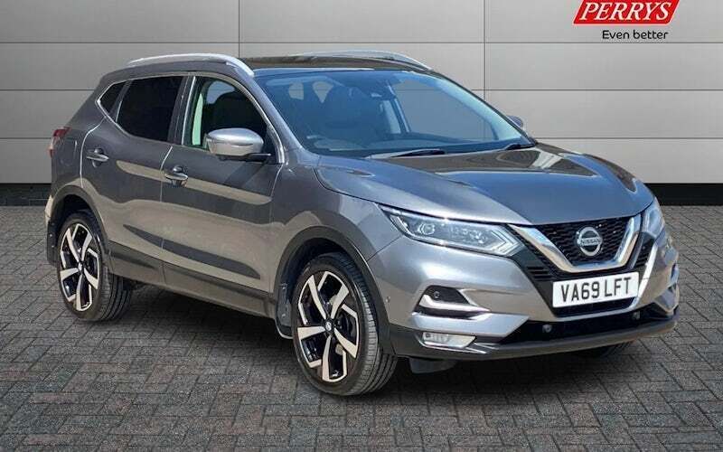 Used 2018 Nissan Qashqai Tekna SUV | £15,580 (Fair price) - Image 1/4