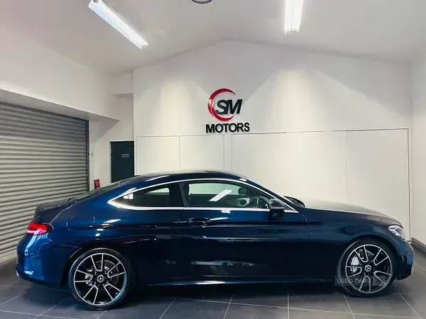 Used Mercedes C200 AMG line 184 HP (135 kW) 2019 Blue Coupe