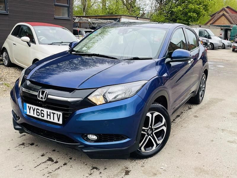 Used Honda HR-V SE 120 HP (88 kW) 2016 Blue SUV