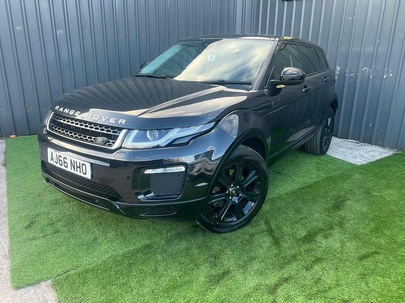 Used Land Rover Range Rover evoque SE 180 HP (132 kW) 2017 Black Estate