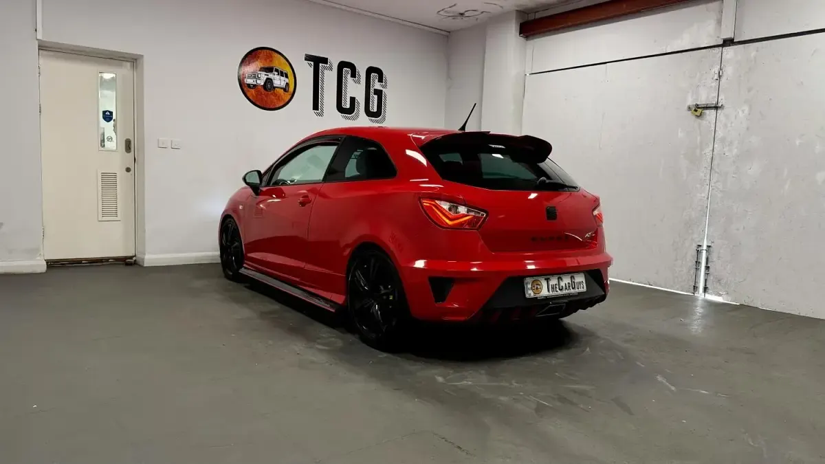 Used Seat Ibiza CUPRA 180 HP (132 kW) 2013 Red Coupe