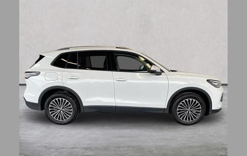 Nowe VW Tiguan Match 130 KM (95 kW) 2026 Biały SUV