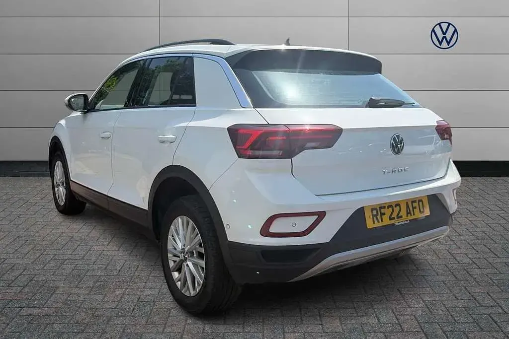 Used VW T-Roc Life 150 HP (110 kW) 2022 White SUV