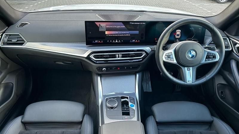 Used BMW i4 M Sport 246 kW (335 HP) 2025 White Sedan