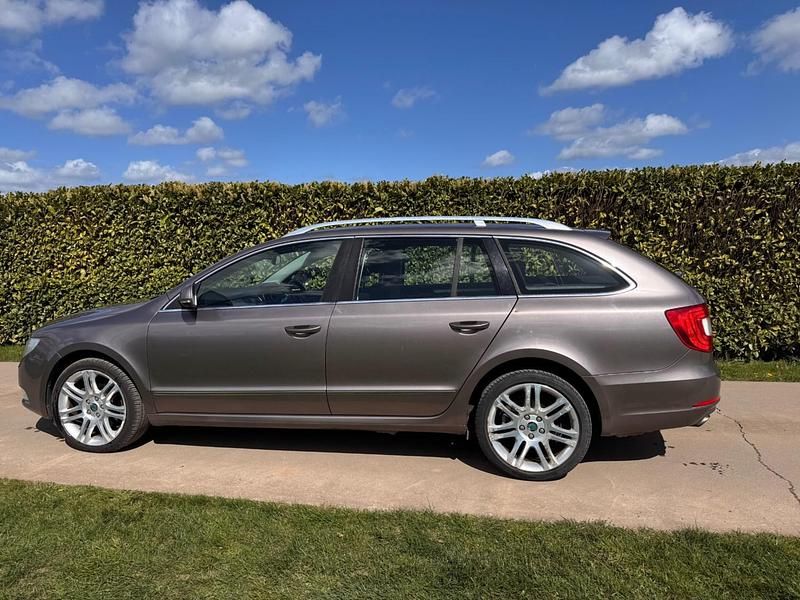 Used Skoda Superb Elegance 2012 Mauve Estate