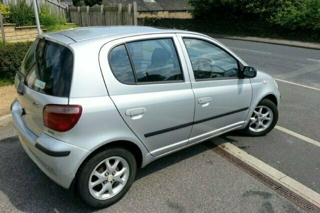 Used Toyota Yaris 2000 Hatchback