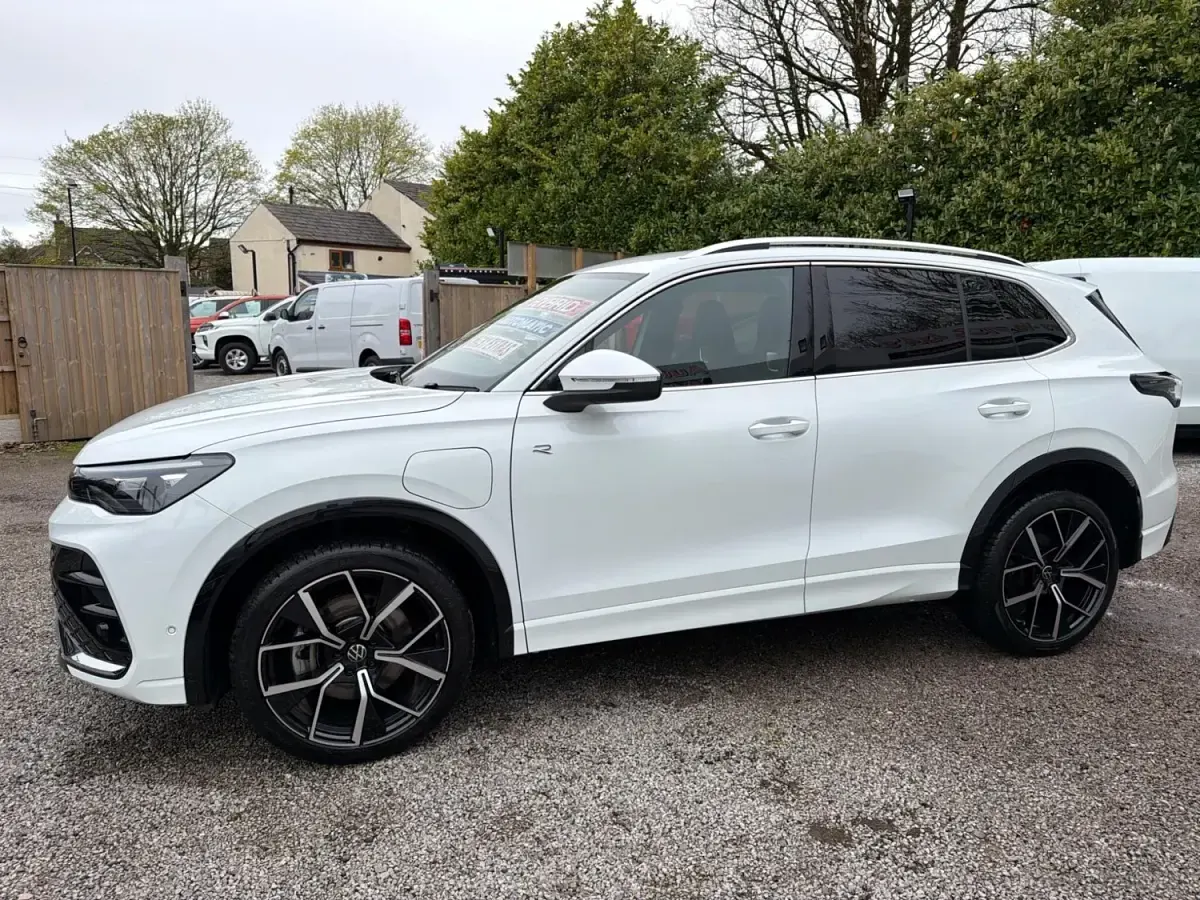 Used VW Tiguan R-line 2024 White SUV