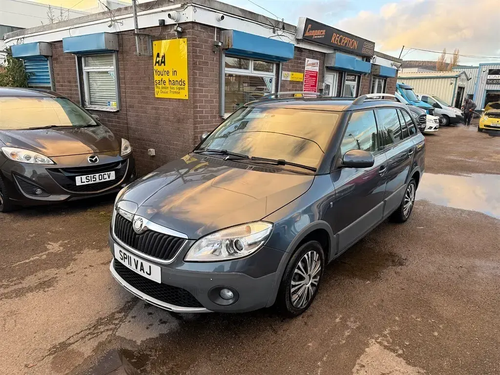 Used Skoda Fabia 2011 Grey Estate
