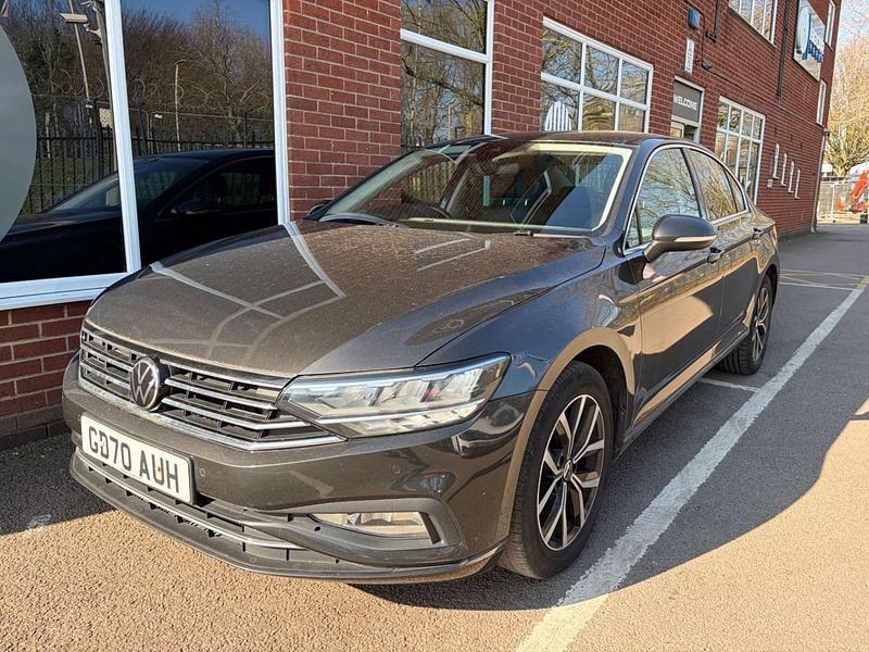 Used VW Passat SEL 150 HP (110 kW) 2020 Grey Sedan