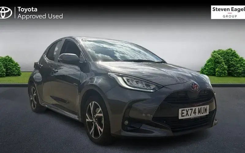 Used Toyota Yaris Design 116 HP (85 kW) 2024 Hatchback