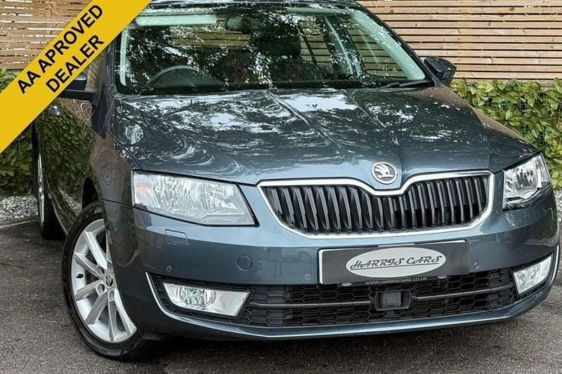 Grey Used 2015 Skoda Octavia Elegance Hatchback | £9,485 (Good price) - Image 1/1