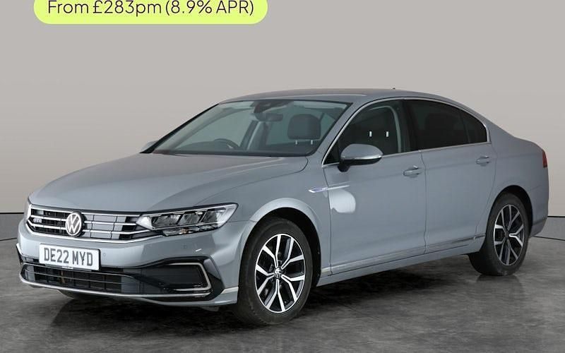 Used 2021 VW Passat GTE Sedan | £17,377 (A bit pricey) - Image 1/3